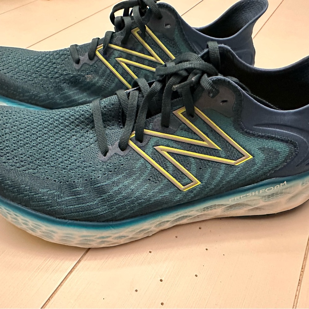 Men’s New Balance Teal and Yellow Running Shoes